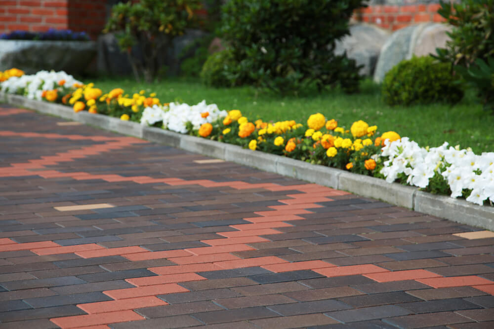 Traditional Paving Clinker Pattern in Front of the House.